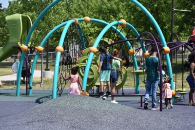 park with kids